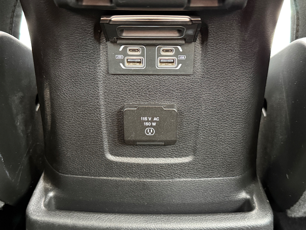 2021 Jeep Wrangler image 17