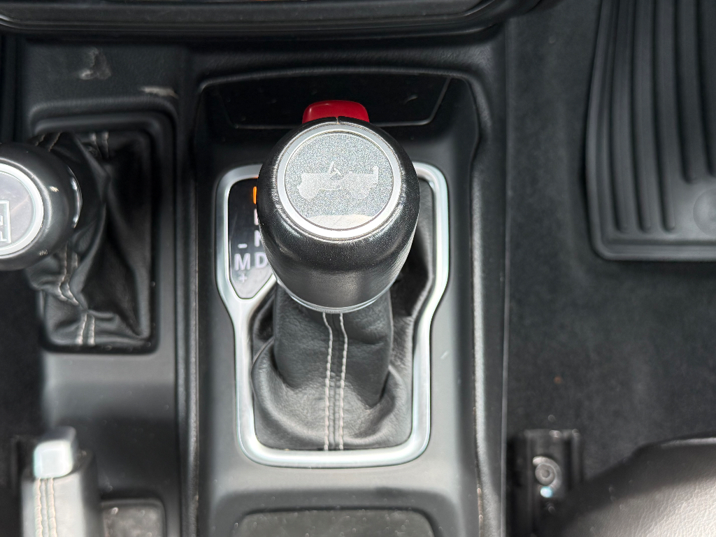 2021 Jeep Wrangler image 27