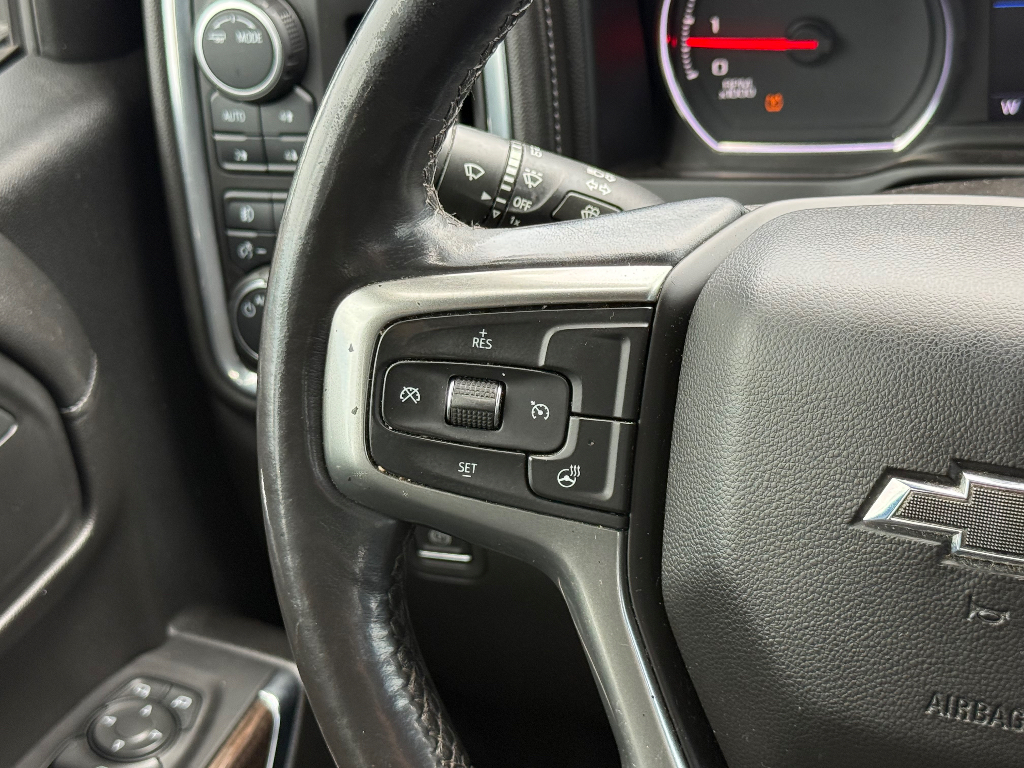 2021 Chevrolet Silverado image 21