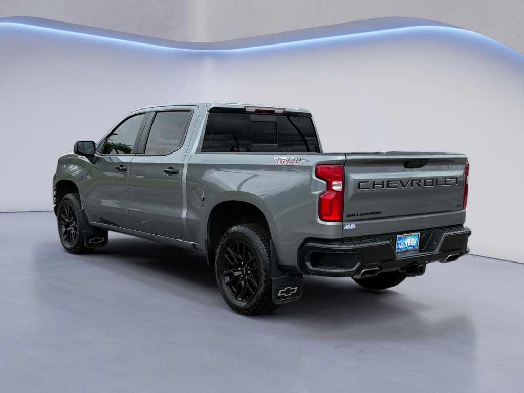 2021 Chevrolet Silverado image 5
