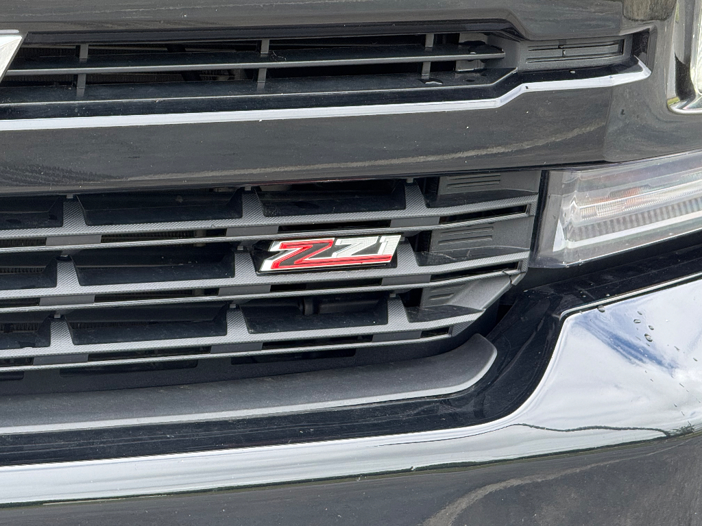 2021 Chevrolet Silverado image 13