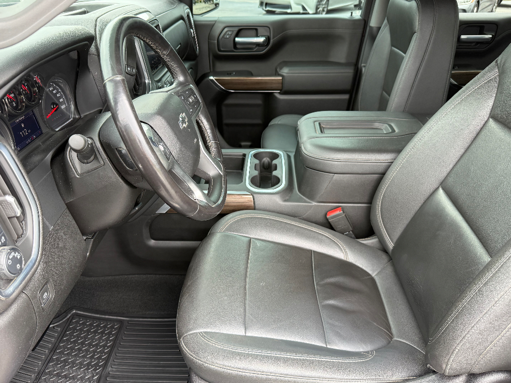 2021 Chevrolet Silverado image 16