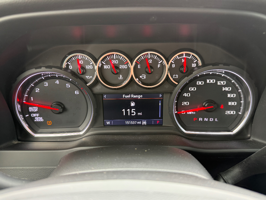 2021 Chevrolet Silverado image 37