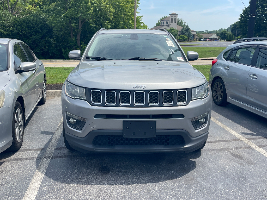 2020 Jeep Compass image 2