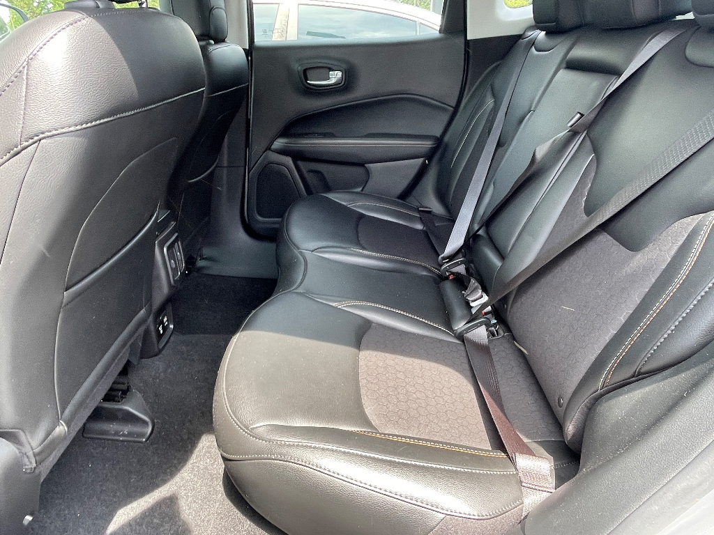 2020 Jeep Compass image 10