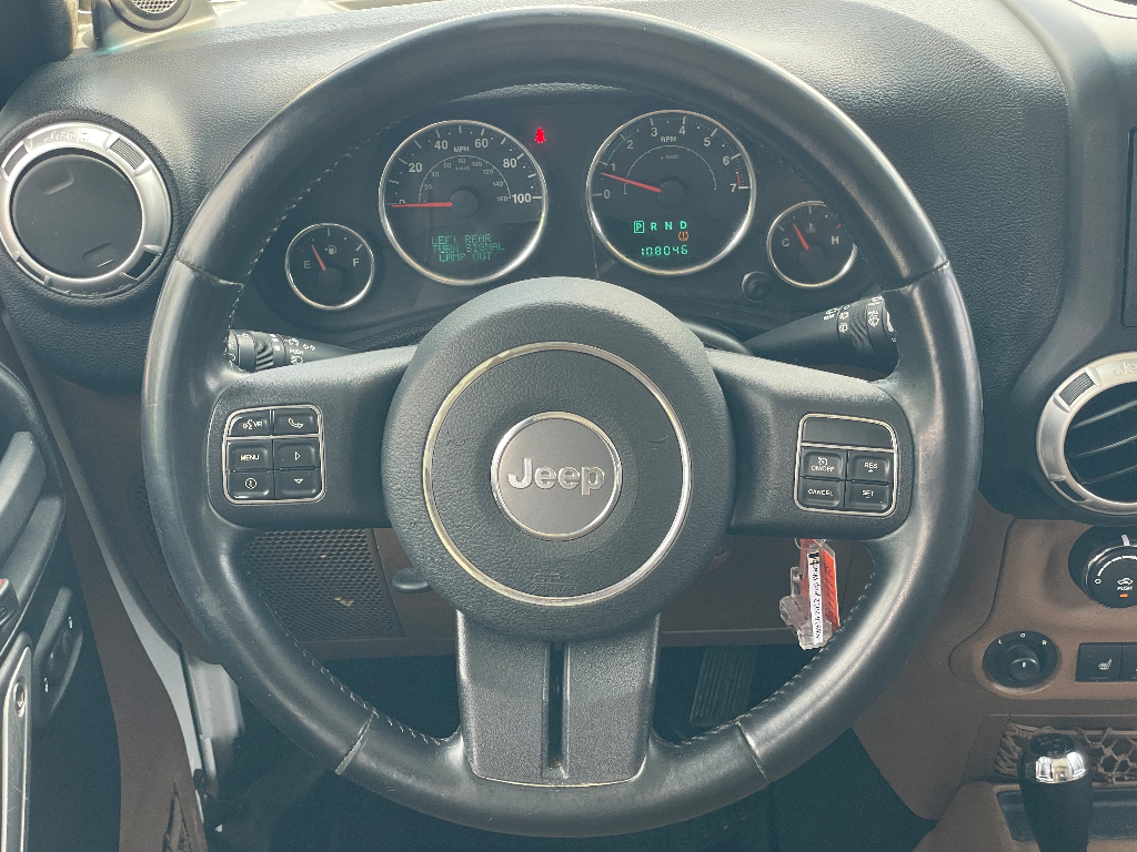 2012 Jeep Wrangler image 4