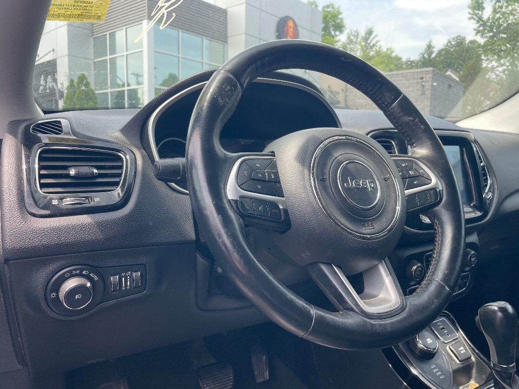 2018 Jeep Compass image 7