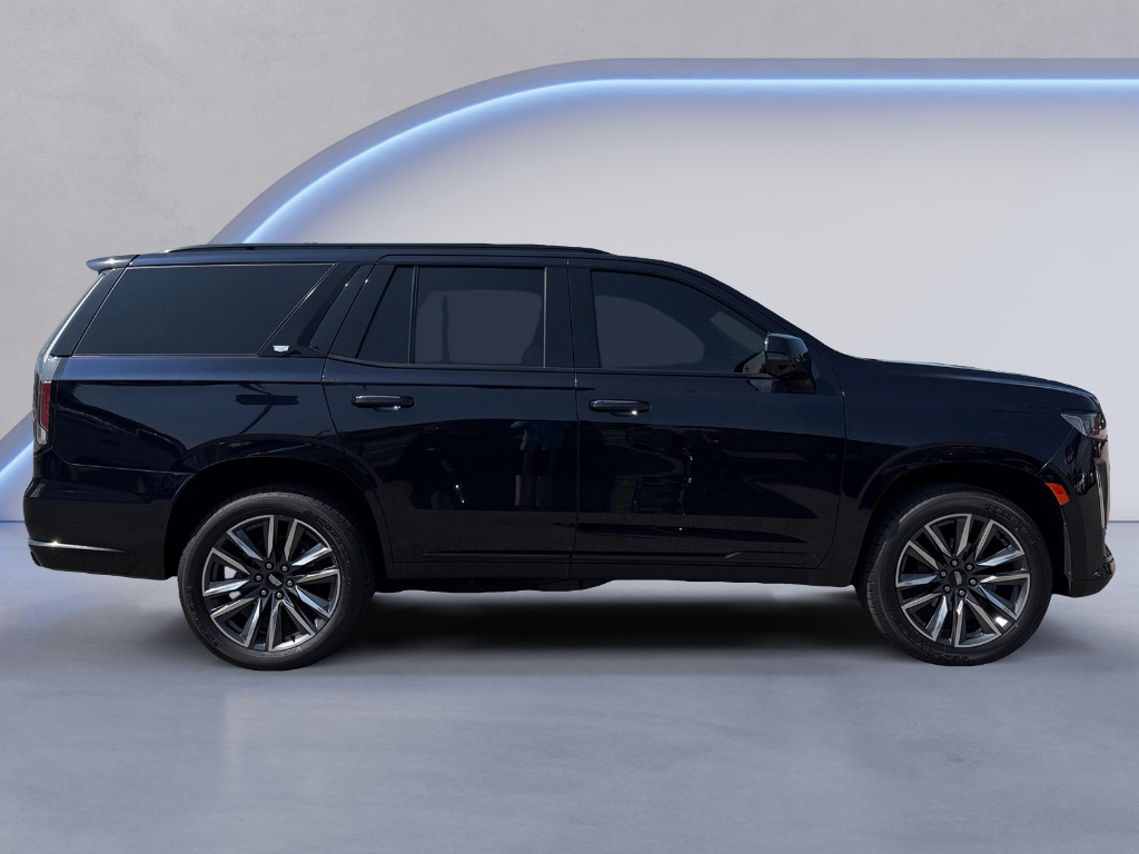 2022 Cadillac Escalade image 2
