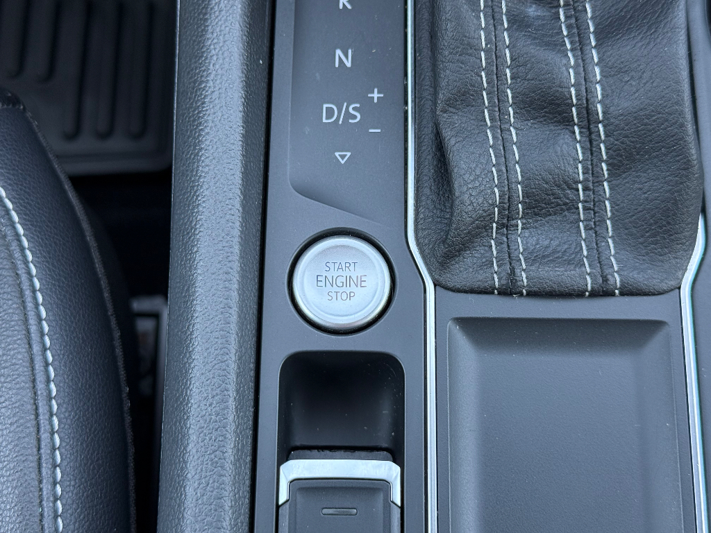2023 Volkswagen Atlas image 23