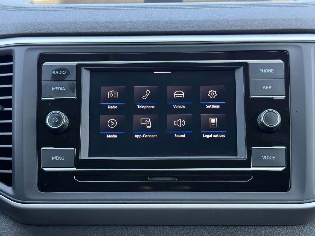 2023 Volkswagen Atlas image 25