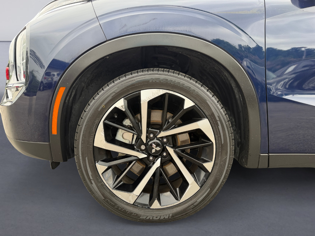 2023 Mitsubishi Outlander