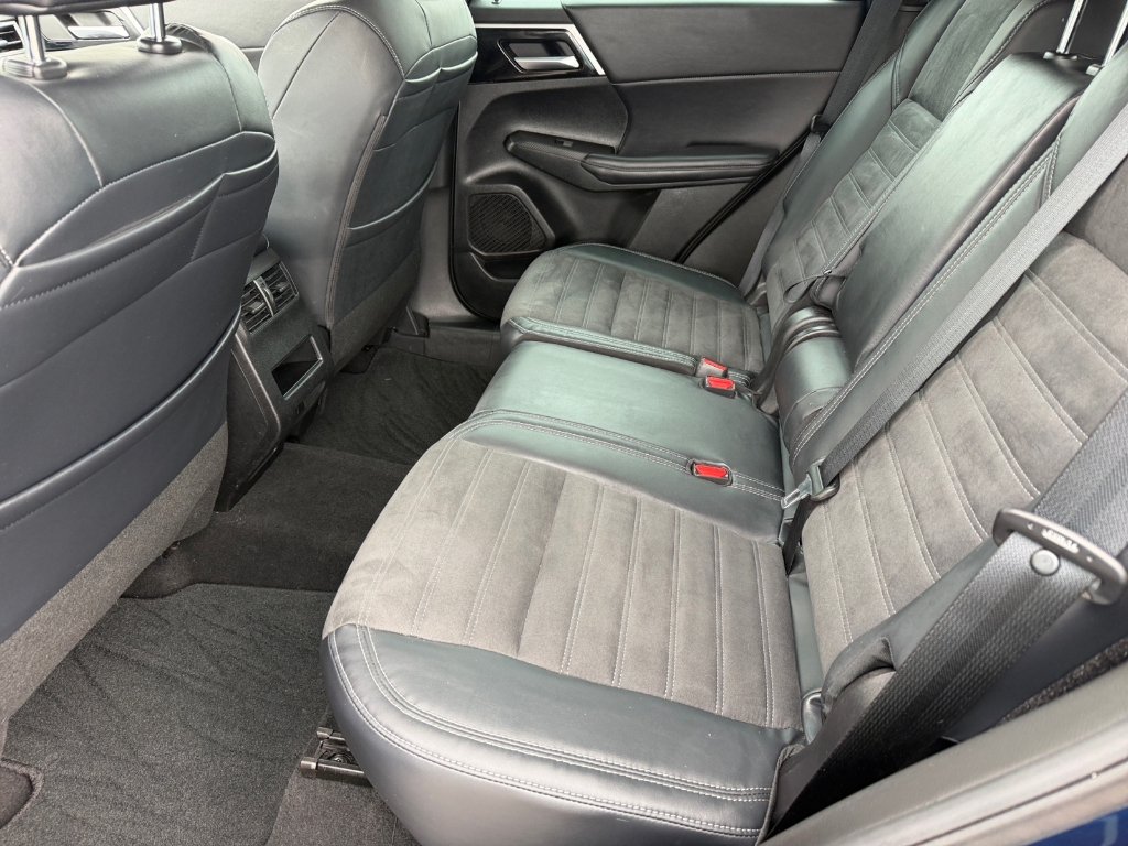 2023 Mitsubishi Outlander