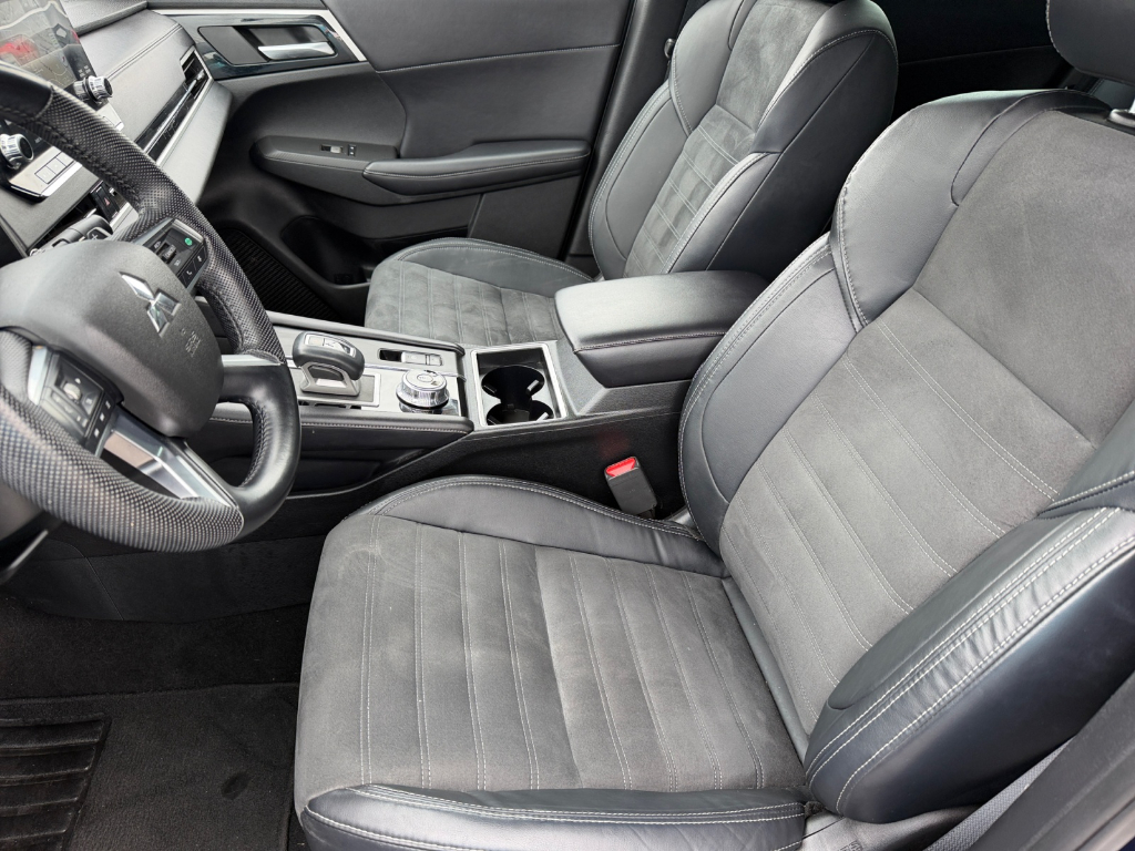 2023 Mitsubishi Outlander
