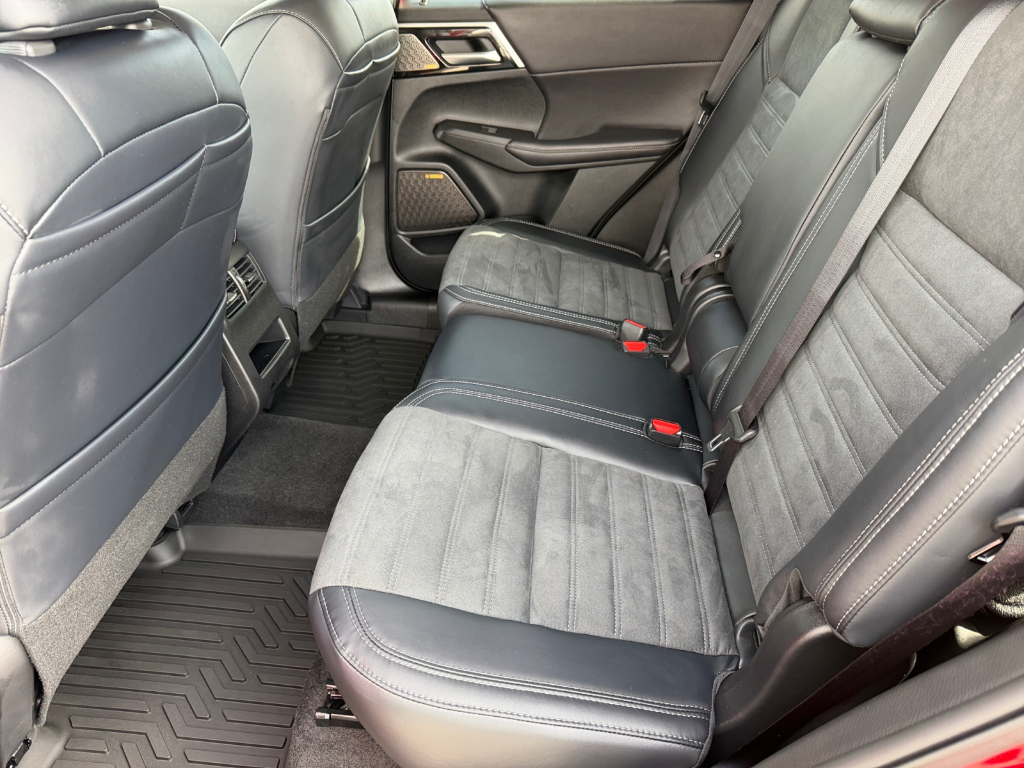 2026 Mitsubishi Outlander