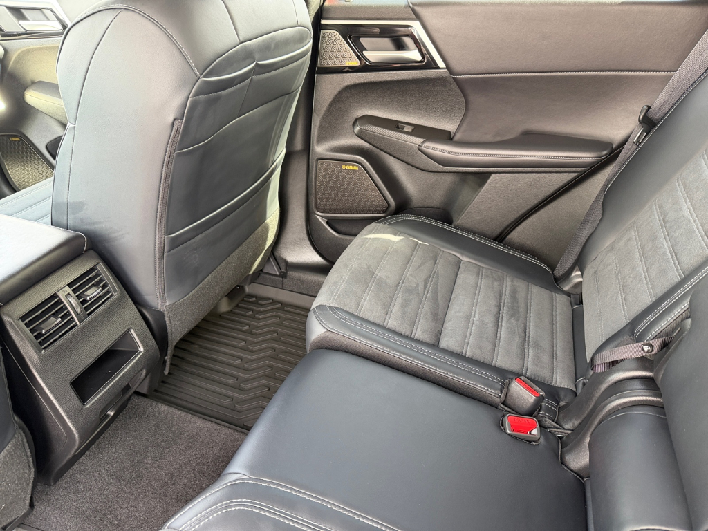 2026 Mitsubishi Outlander
