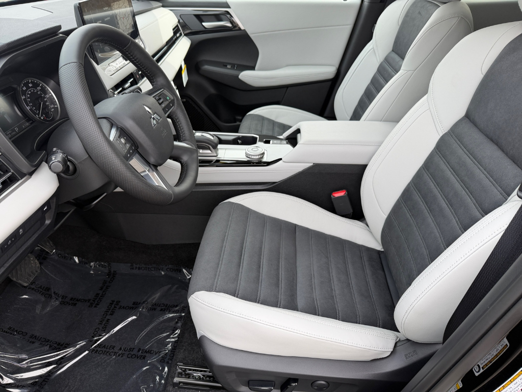 2026 Mitsubishi Outlander