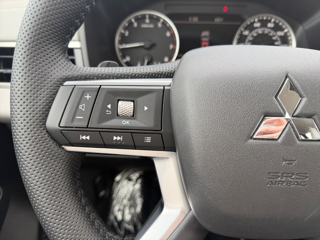 2026 Mitsubishi Outlander