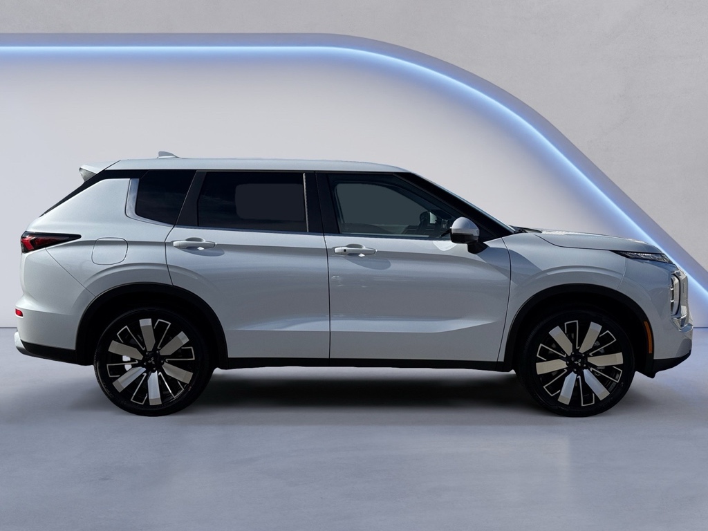 2026 Mitsubishi Outlander