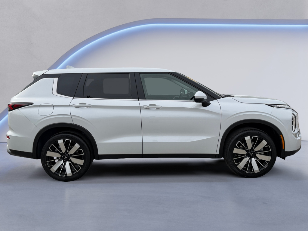 2026 Mitsubishi Outlander