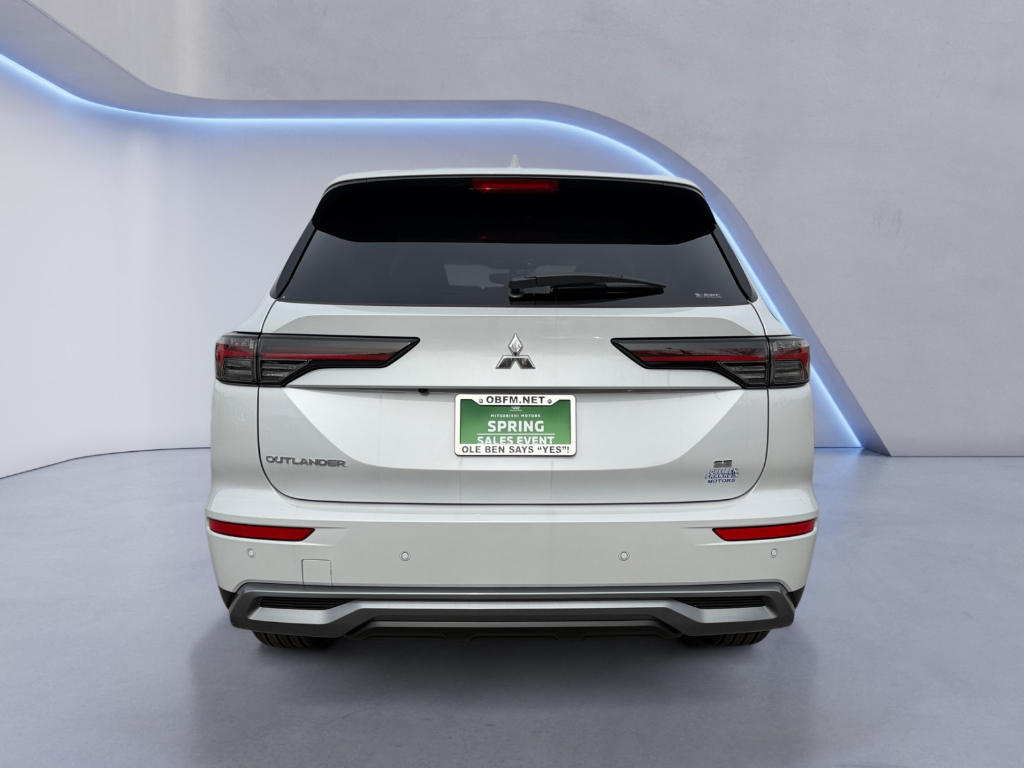 2026 Mitsubishi Outlander