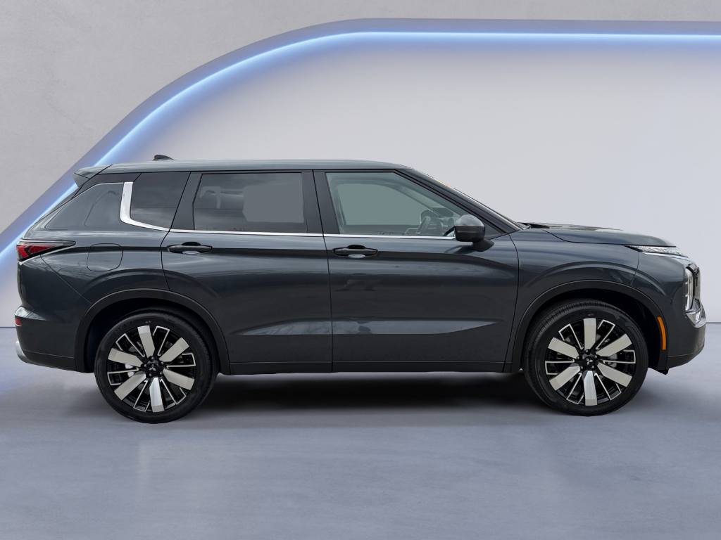 2026 Mitsubishi Outlander
