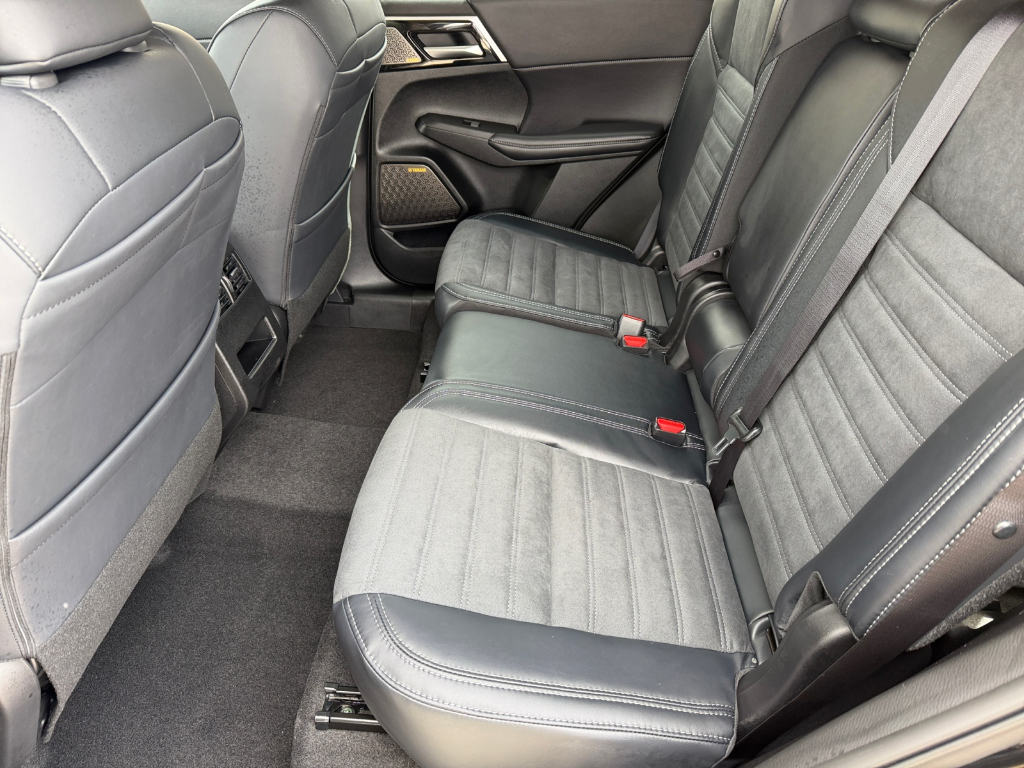 2026 Mitsubishi Outlander