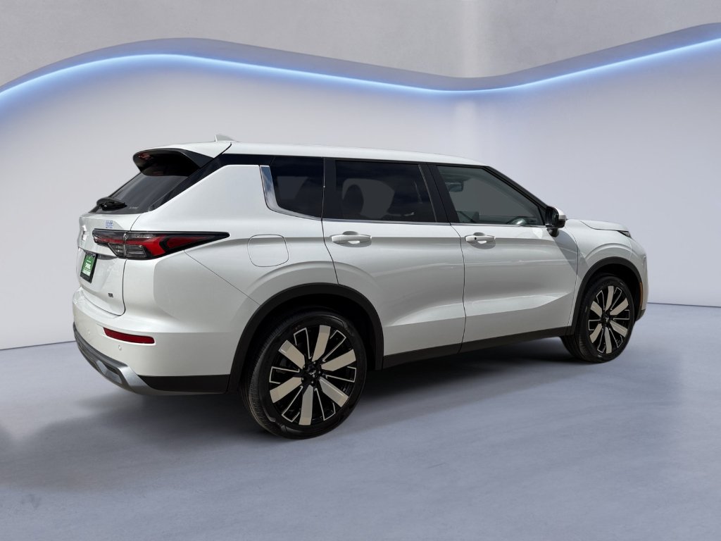2026 Mitsubishi Outlander