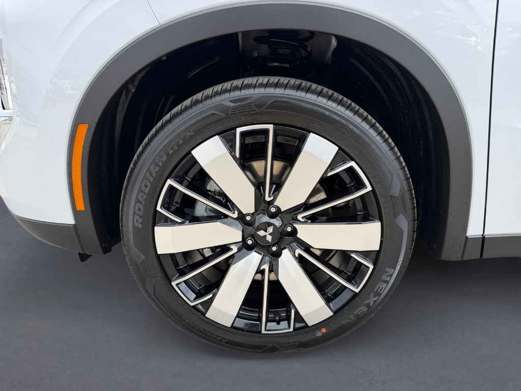 2026 Mitsubishi Outlander