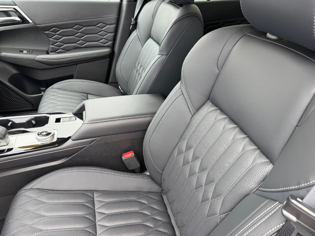 2026 Mitsubishi Outlander