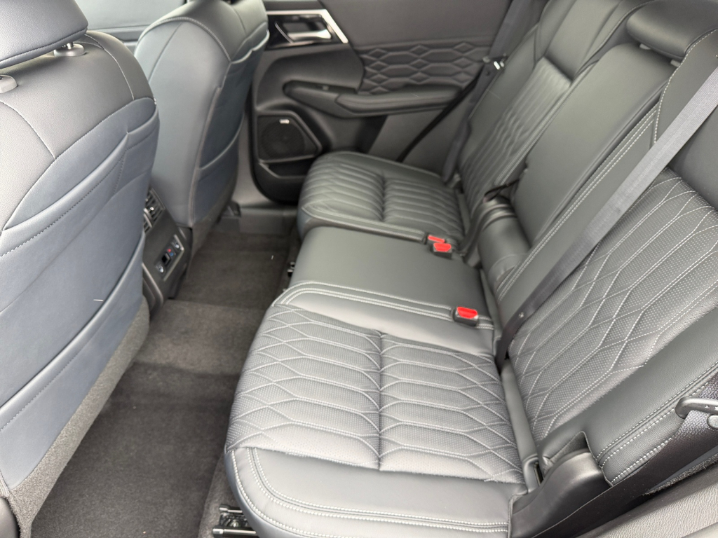2026 Mitsubishi Outlander