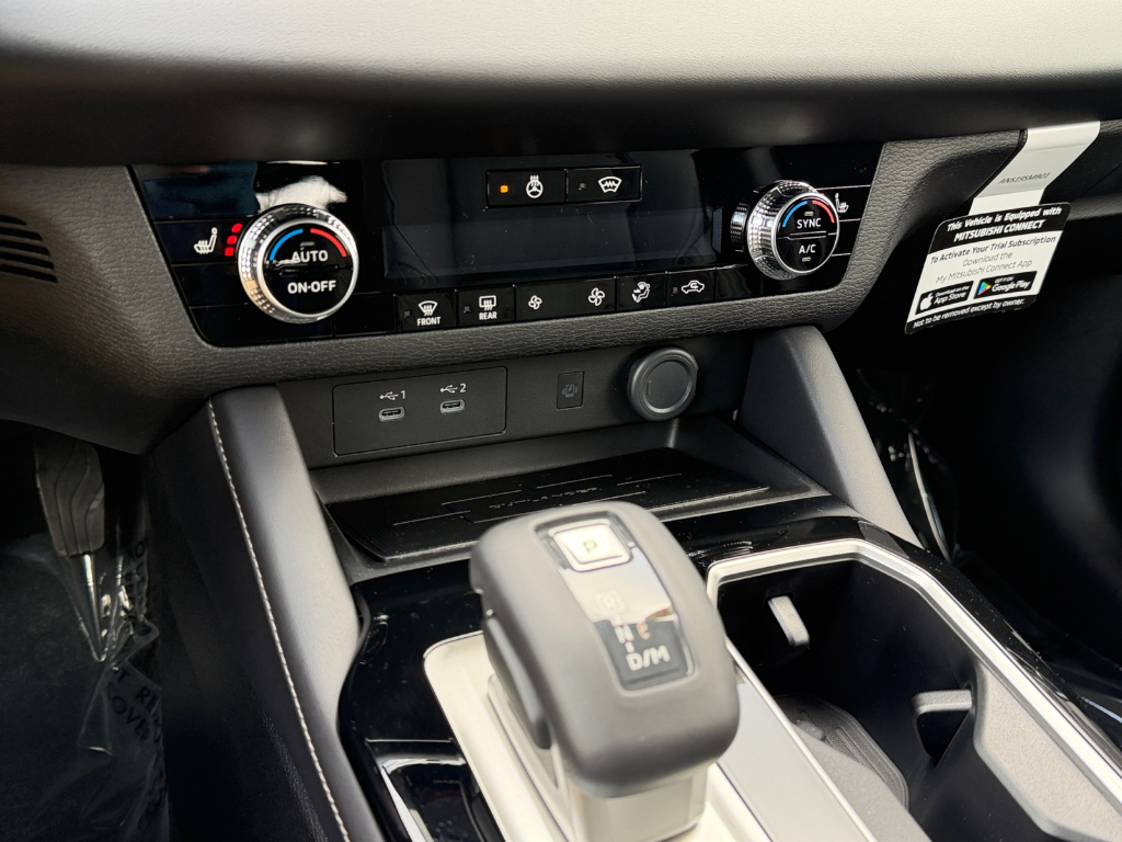 2026 Mitsubishi Outlander
