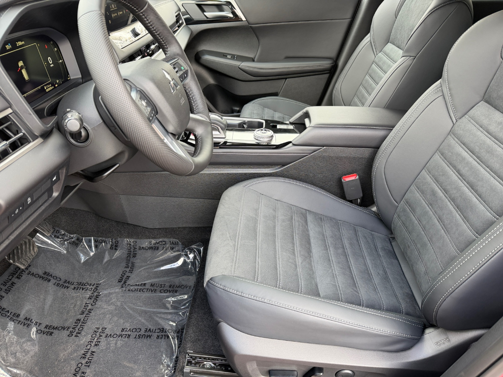2026 Mitsubishi Outlander