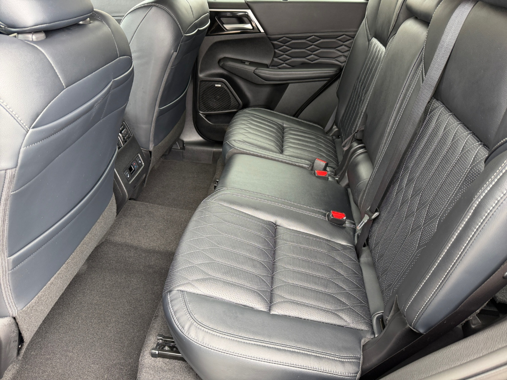 2026 Mitsubishi Outlander