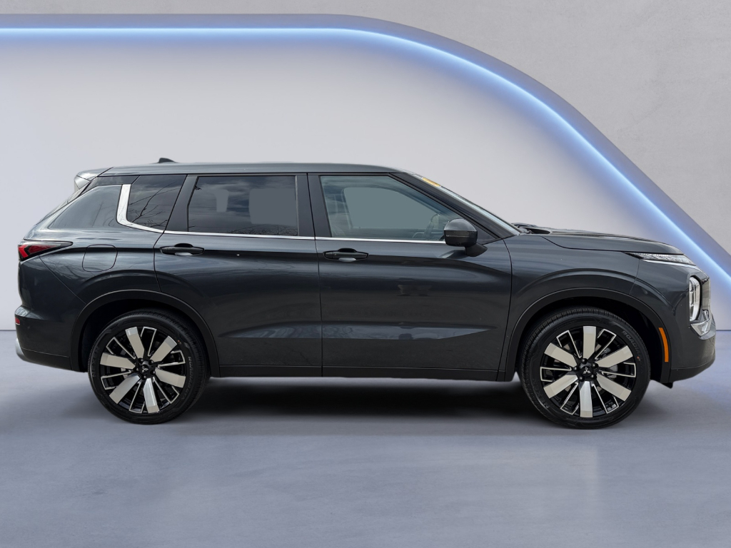 2026 Mitsubishi Outlander