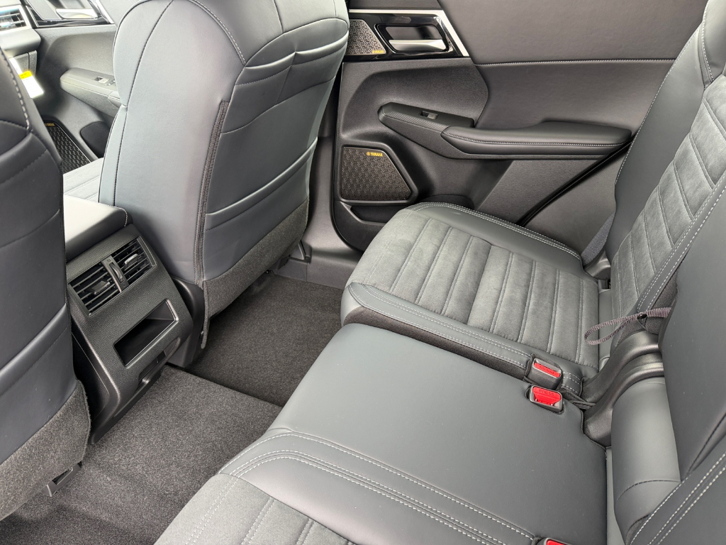2026 Mitsubishi Outlander