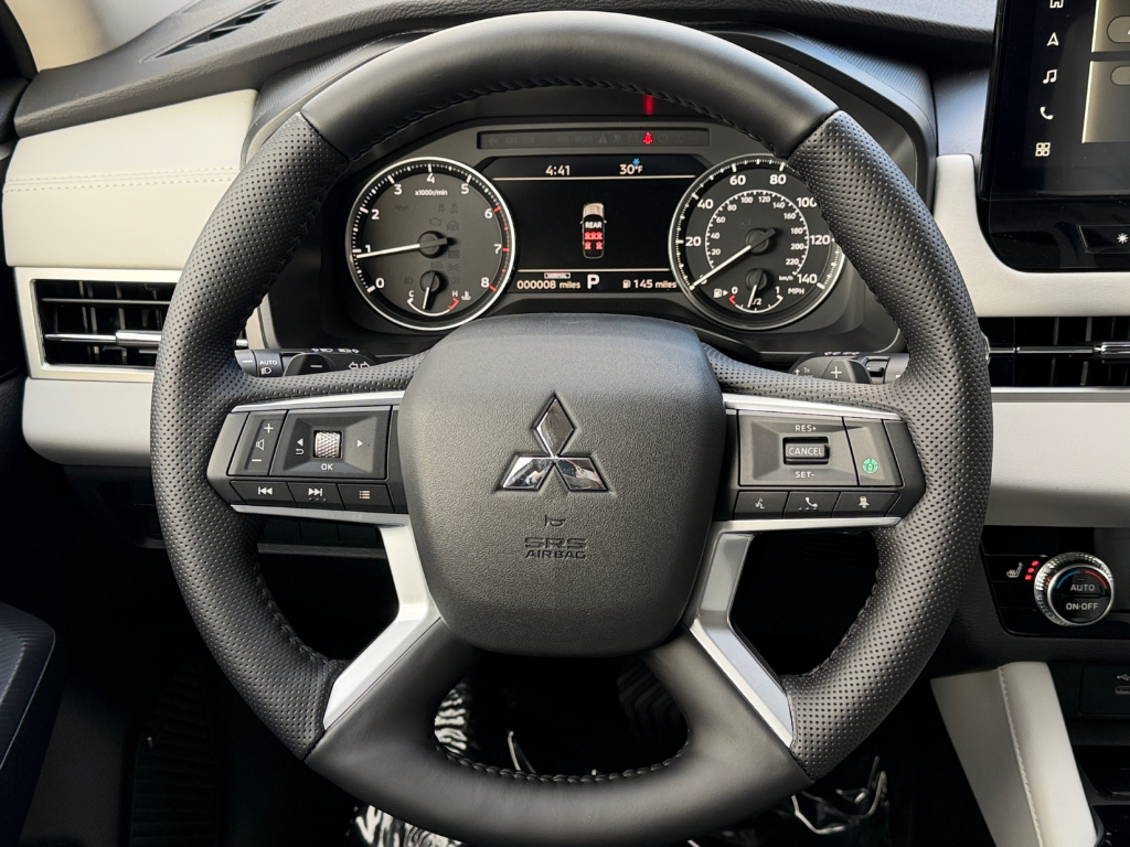 2026 Mitsubishi Outlander