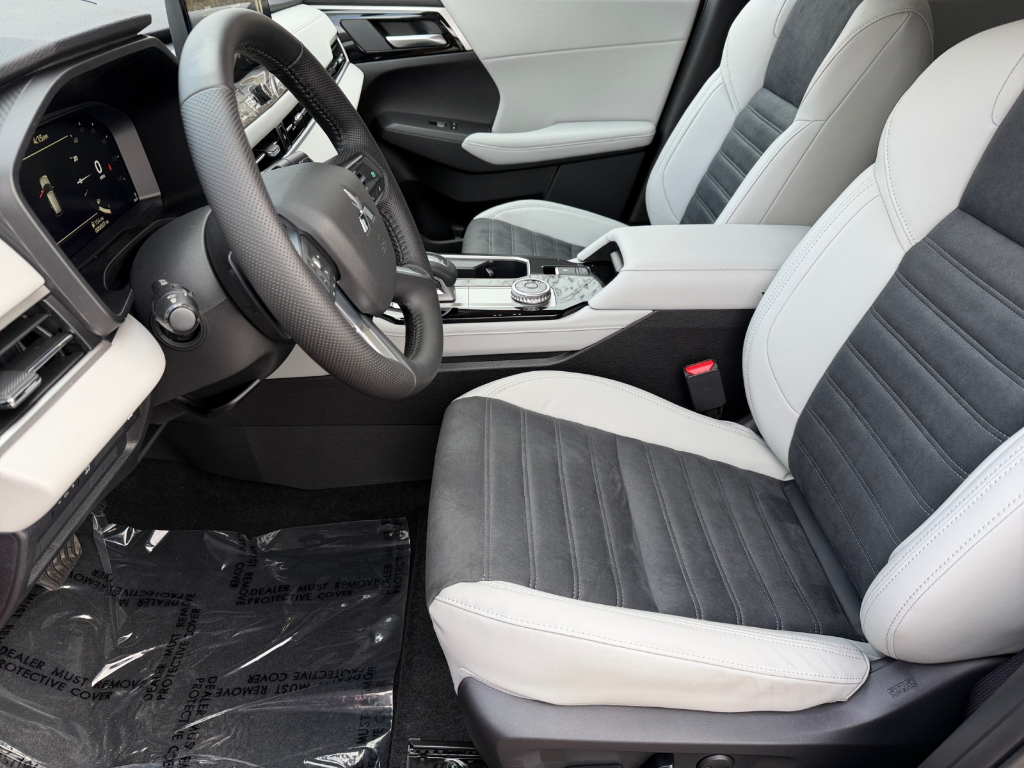 2026 Mitsubishi Outlander