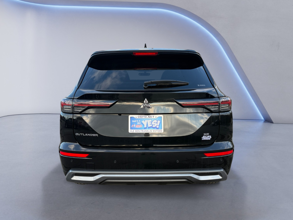 2026 Mitsubishi Outlander