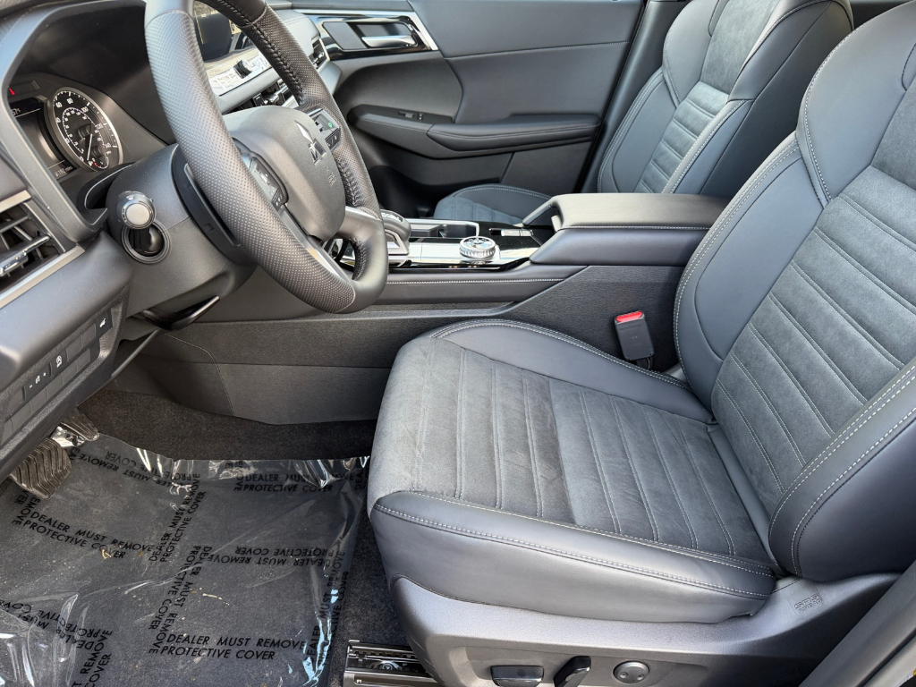2026 Mitsubishi Outlander