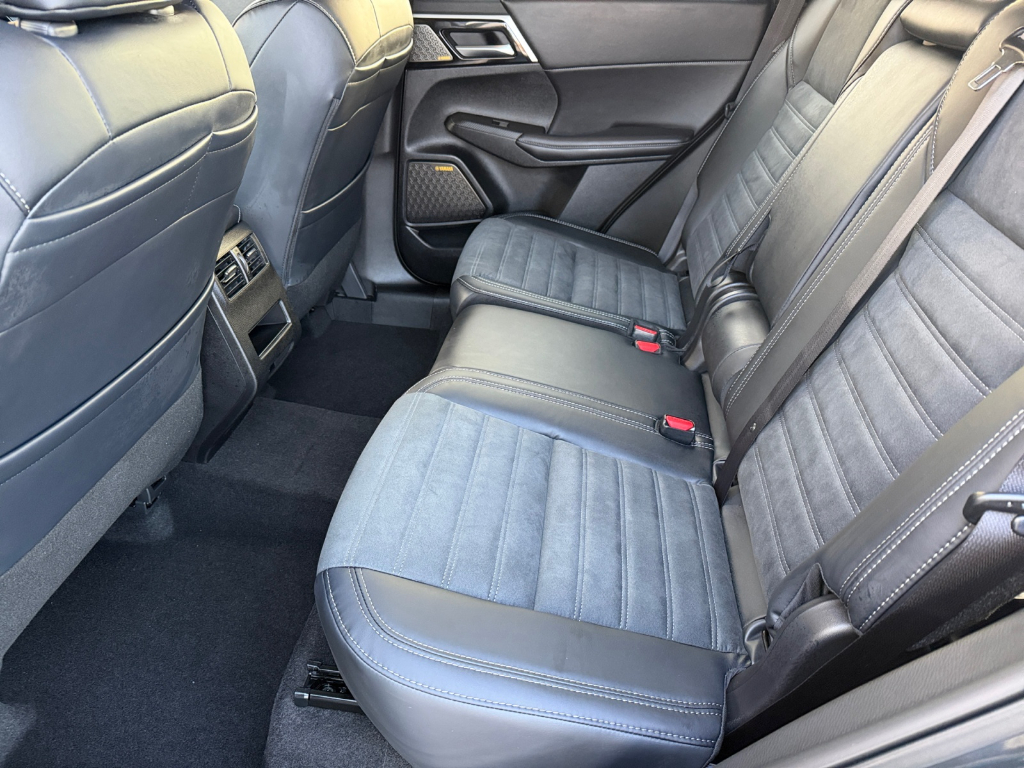2026 Mitsubishi Outlander