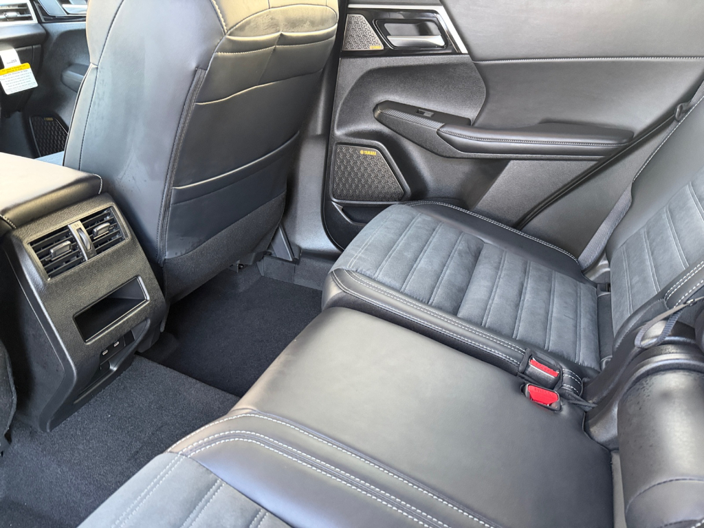2026 Mitsubishi Outlander