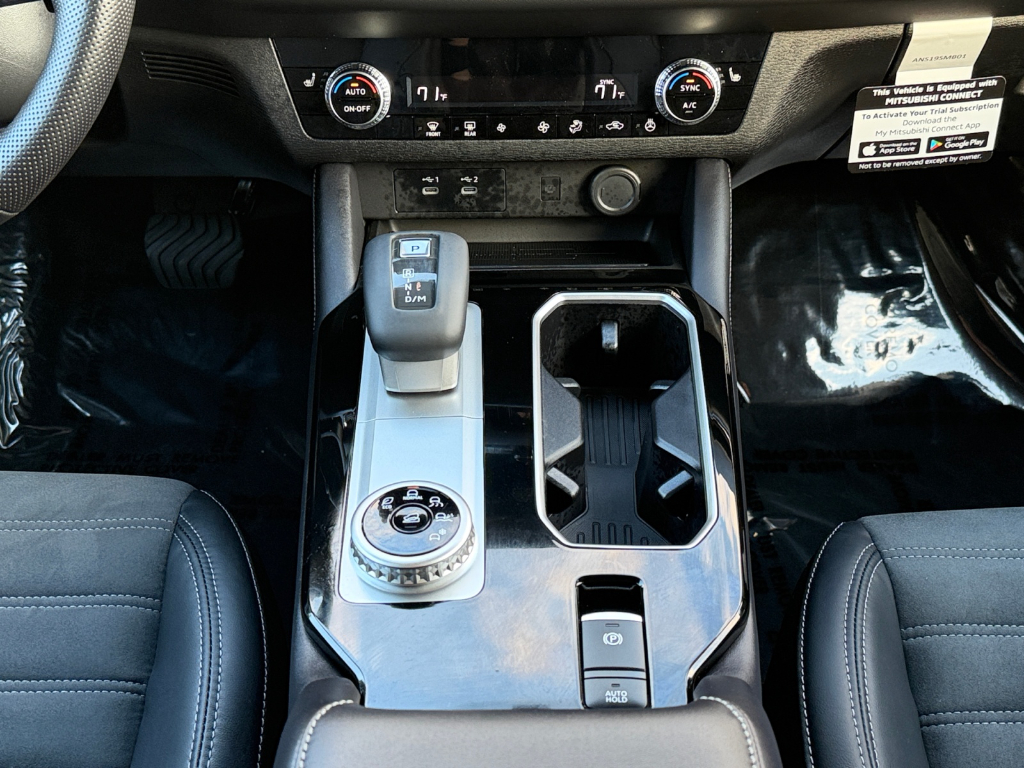 2026 Mitsubishi Outlander