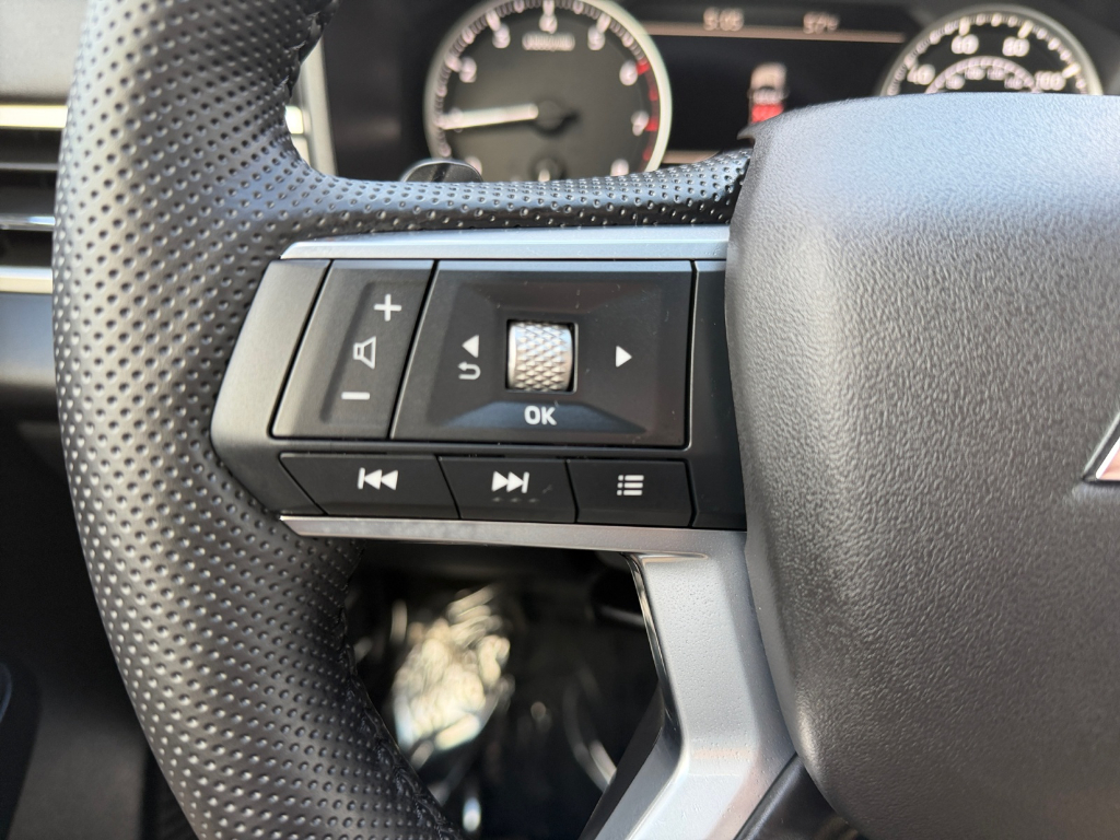 2026 Mitsubishi Outlander