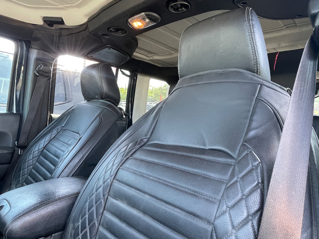 2018 Jeep Wrangler JK image 9