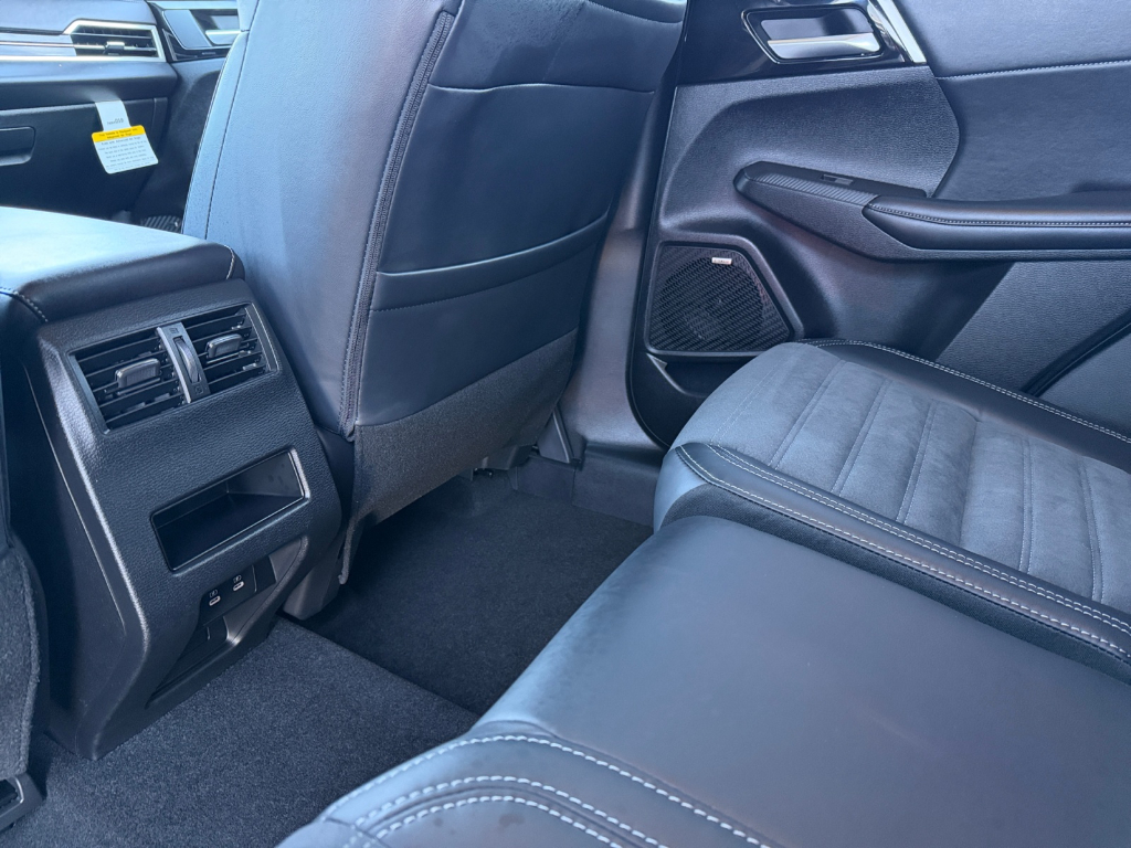 2026 Mitsubishi Outlander
