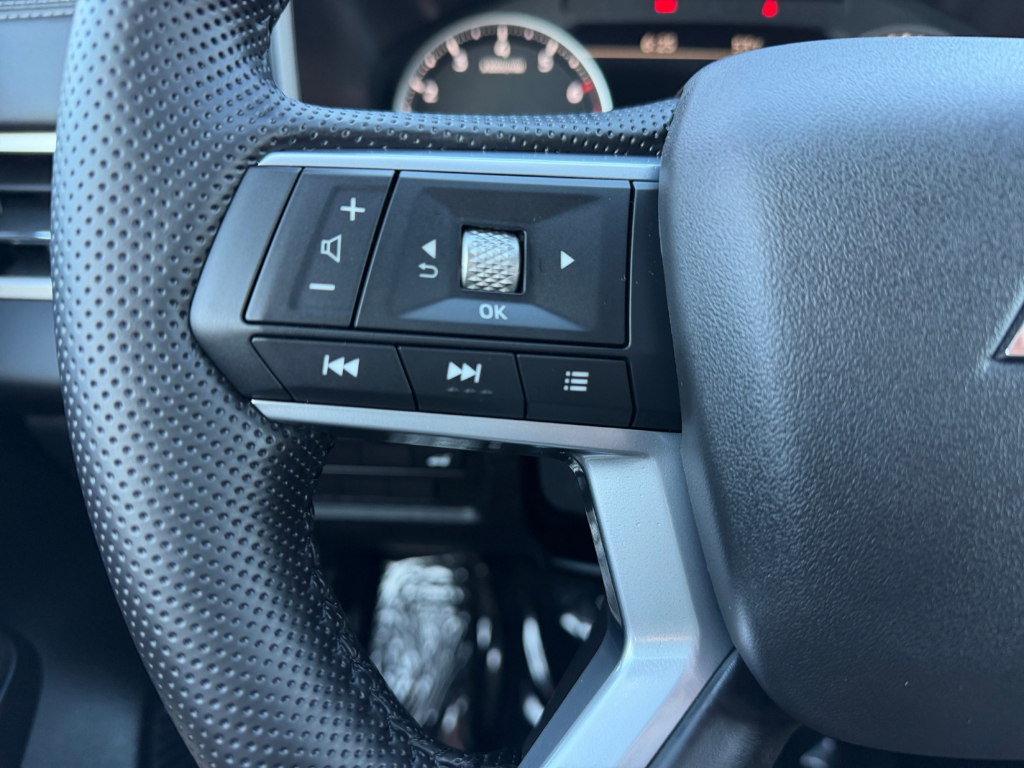 2026 Mitsubishi Outlander