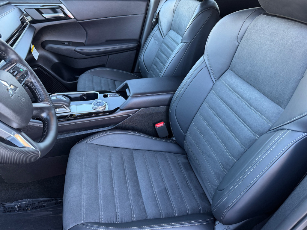 2026 Mitsubishi Outlander