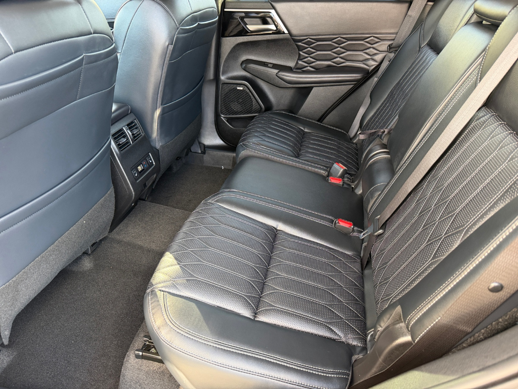 2026 Mitsubishi Outlander