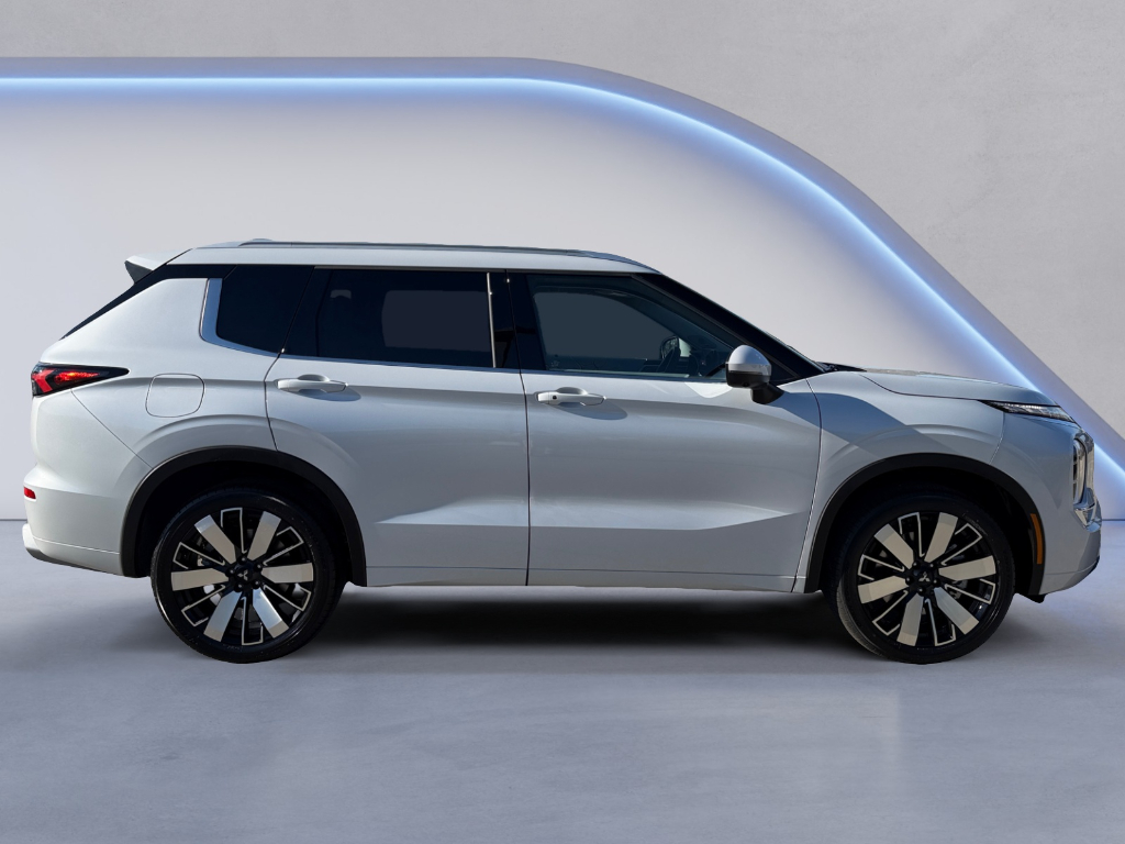 2026 Mitsubishi Outlander