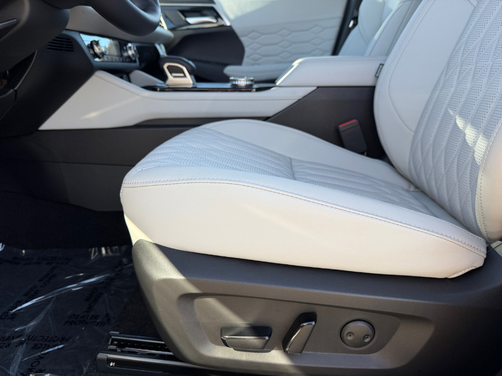 2026 Mitsubishi Outlander